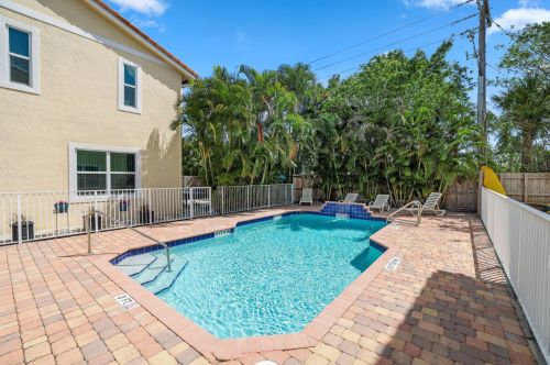 4220 5 Ave, Boca Raton FL 33431-4659 exterior