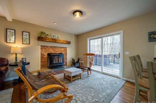 232 Burnham Rd, Exeter CT 06249-1404 exterior