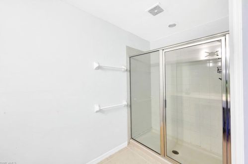 16149 Caldera Ln, Naples FL 34110-2831 exterior