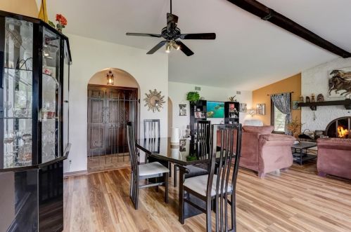 1702 Rose Farm Rd, Bull Valley IL 60098-9564 exterior