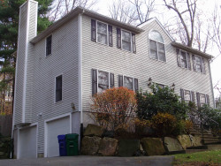 338 Winchester St, Newton, MA 02461-2051