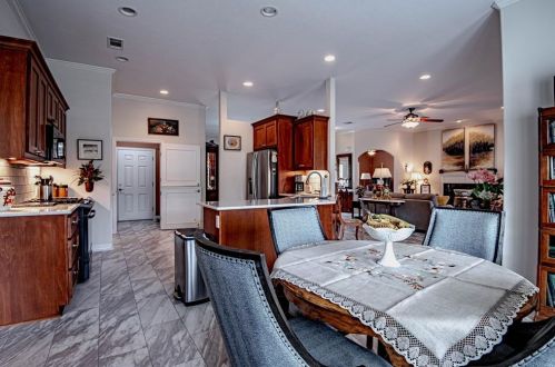 110 18 St, Huntsville TX 77340-4370 exterior