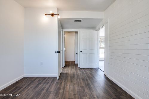 5718 Calle Aurora, Tucson AZ  85711-6730 exterior