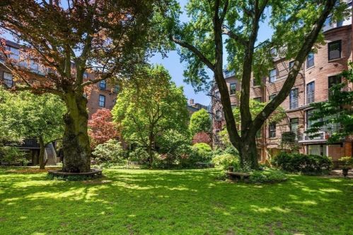 20 Dartmouth St, Boston MA exterior