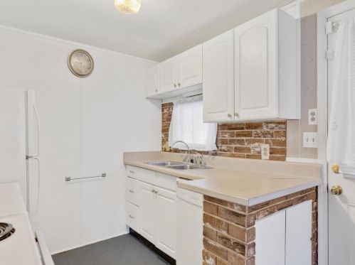 36 Del Prado St, Fort Pierce FL 34952-2850 exterior