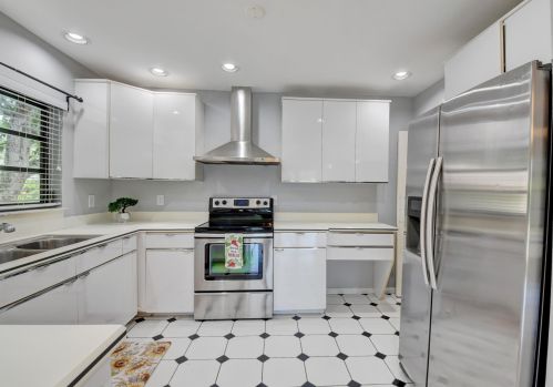 6926 Grande Dr, Boca Raton FL 33433-2735 exterior