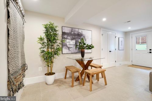 4215 16th St, Washington DC  20011-7005 exterior