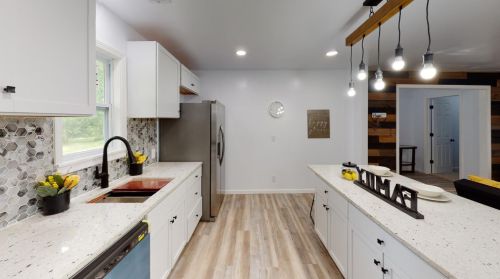 2401 Clay St, Gary IN 46410-5906 exterior