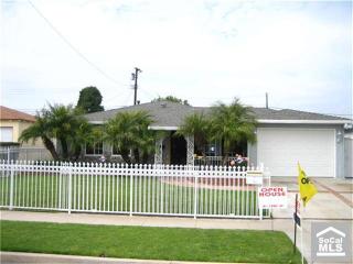 10479 Greenhurst St, Bellflower, CA 90706-2734