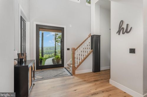 2054 Church Rd, Hummelstown PA exterior