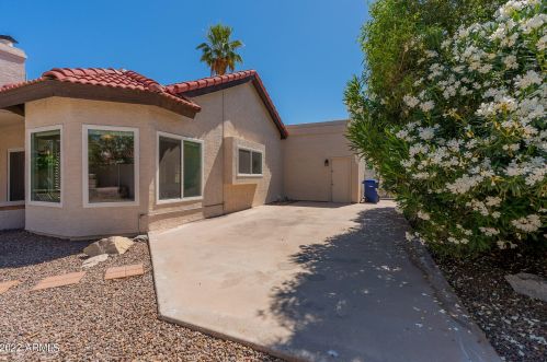 4198 Kent Dr, Chandler AZ 85224-3904 exterior