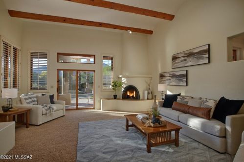 6645 Circulo Invierno, Tucson AZ 85750-1209 exterior