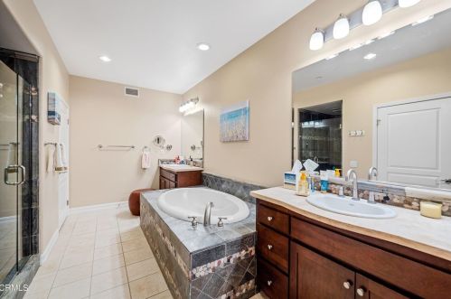 1583 Windshore Way, Oxnard CA 93035-1406 exterior