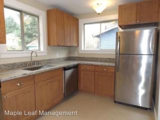 5725 26th Ave, Seattle WA  98105-5505 exterior