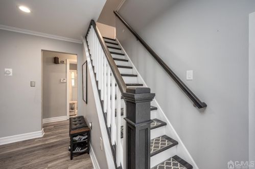 133 Hoover Ave, Edison NJ 08837-2669 exterior