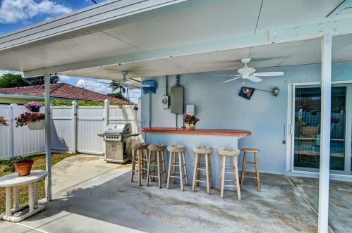 2232 Park Pl, Boca Raton FL 33486-3120 exterior