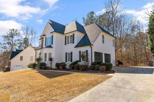 4860 Highland Lake Dr, Atlanta, GA 30349-3913