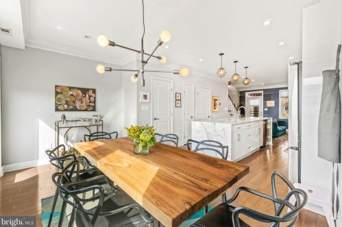 1265 Owen Pl, Washington DC 20002-2807 exterior