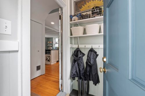 66 Atkinson St, Dover NH 03820-3731 exterior