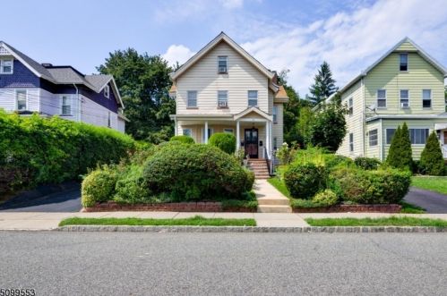 24 Willow St, Montclair NJ  07042-3502 exterior