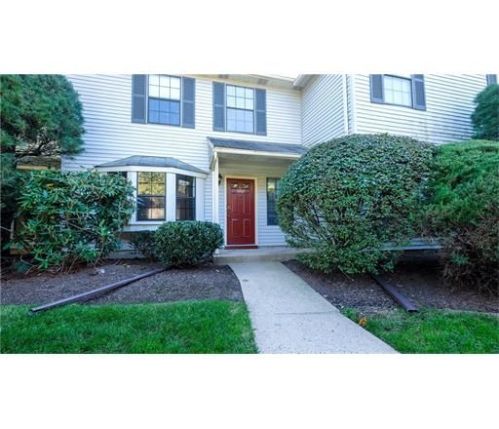 2807 Cricket Cir, Edison, NJ 08820-4218