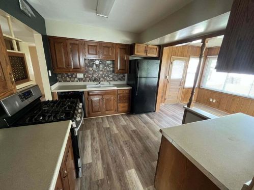 4176 Glenway St, Milwaukee WI  53222-1116 exterior