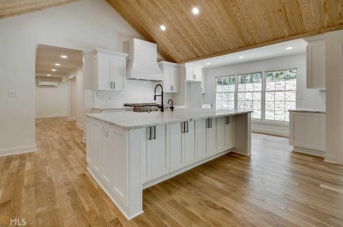 3501 Edgewood Cir, Gainesville GA 30506-1537 exterior