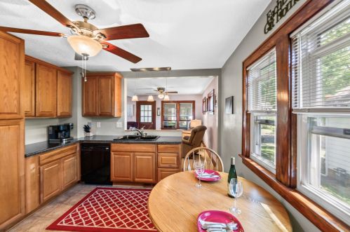 211 62, Milwaukee WI 53214-1822 exterior