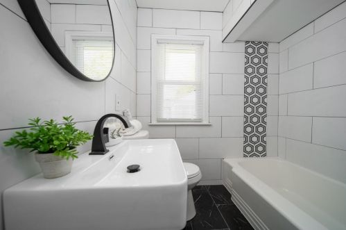 4167 47th St, Milwaukee WI  53216-1528 exterior