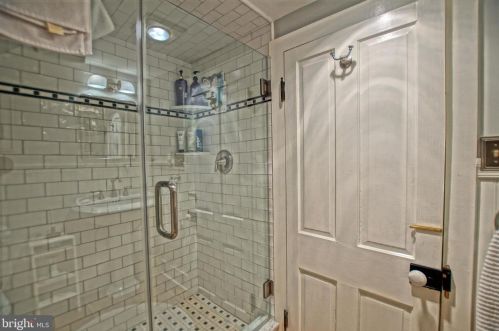 300 Gills Nck Rd, Lewes DE 19958-1425 exterior