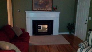 8924 Alder St, Portland OR  97216-1610 exterior