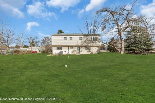 41 Beam Ave, Jackson Twp NJ  08527-2506 exterior