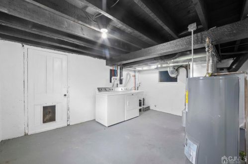 47 Harrison Ave, Edison NJ  08837-3430 exterior