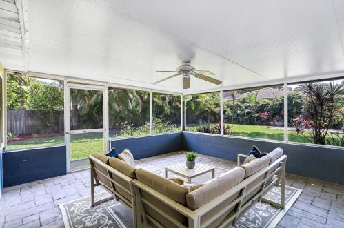 625 Jamaica Ave, Tampa FL  33606-3928 exterior