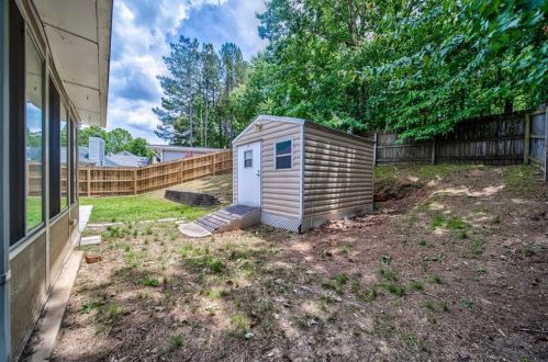 1249 Summerstone Trce, Austell GA 30168-6120 exterior