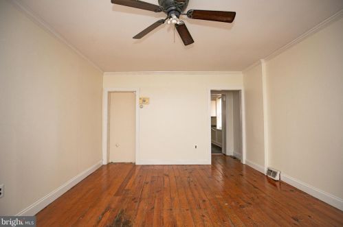 130 Gay St, Philadelphia PA  19127-1322 exterior