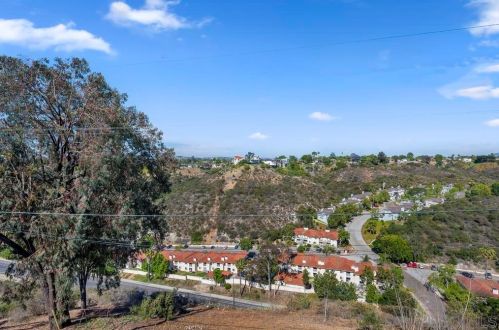 4875 Alder Dr, San Diego CA  92116-2325 exterior