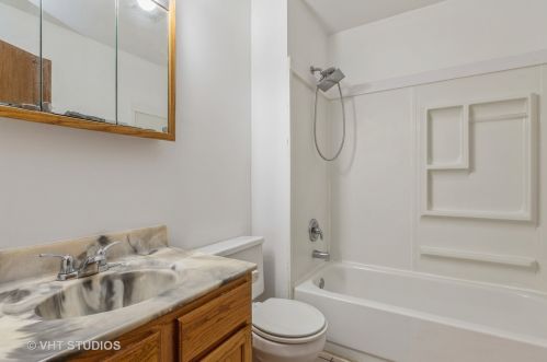 2305 Aspen Dr, Bull Valley IL 60098-6906 exterior