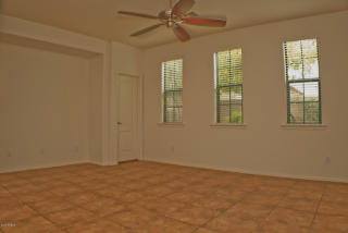 2311 Dusty Wren Dr, Phoenix AZ  85085-7034 exterior