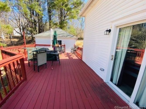 508 Main St, Killingly CT 06239-2107 exterior