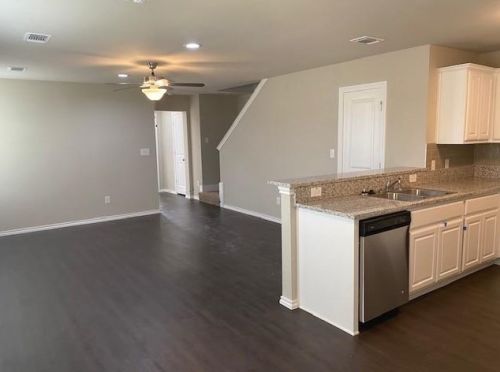 2805 Washington St, Denison TX  75020-1329 exterior