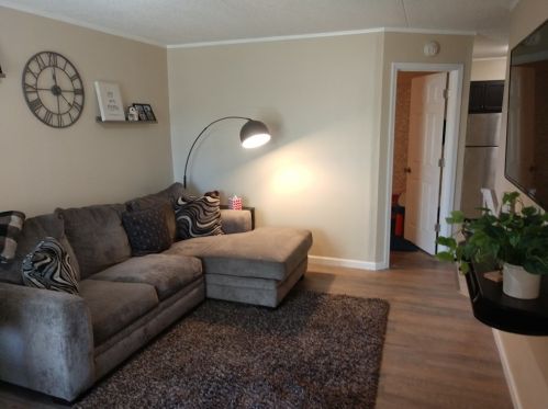 4003 Charlemagne Cir, Pittsburgh PA  15237-2917 exterior