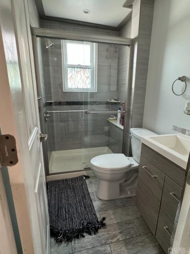 649 Cornell St, Perth Amboy NJ 08861-3121 exterior