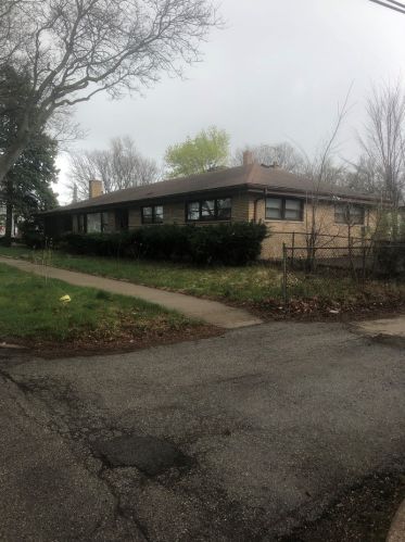 2801 Jerome St, Chicago IL 60631-4226 exterior