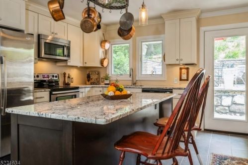 69 Shore Trl, Sparta NJ  07871-1714 exterior