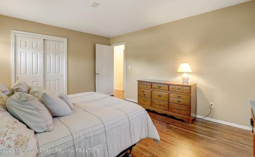 22 Arlene Dr, West Long Branch NJ 07764-1153 exterior