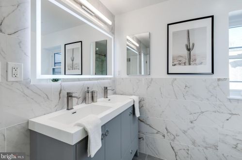 628 19 St, Philadelphia PA 19121-4120 exterior