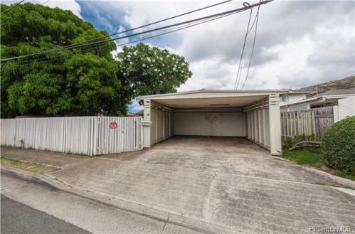 128 Kuliouou Rd, Honolulu HI  96821-2231 exterior