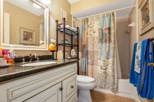 3115 Boca Ciega Dr, Naples FL 34112-6105 exterior