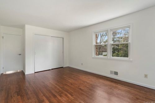 620 Columbus Ave, Mount Vernon NY 10550-4730 exterior